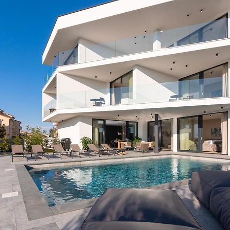 Luxury Villa Aruna Pula Exterior photo