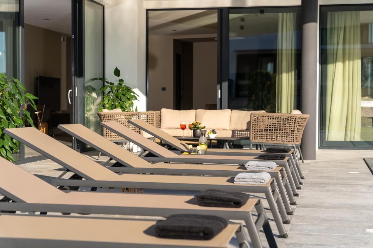 Luxury Villa Aruna Pula Exterior photo